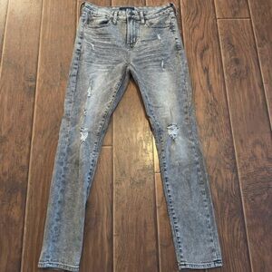 Rips and both knee rip on right upper thigh